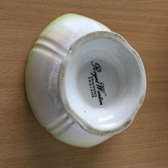 Vintage Royal Winton green lusterware bowl - Picture 8 of 8